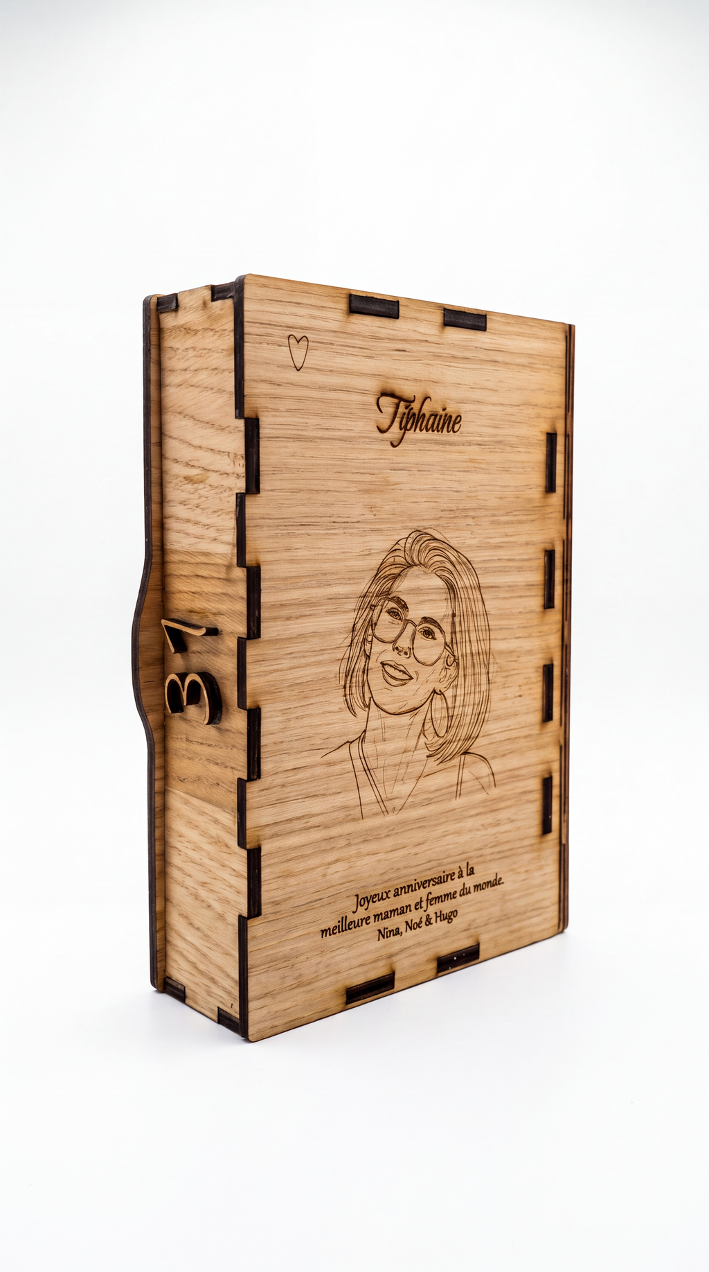Boîte cadeau en bois personnalisée – Livre gravé avec photo et message